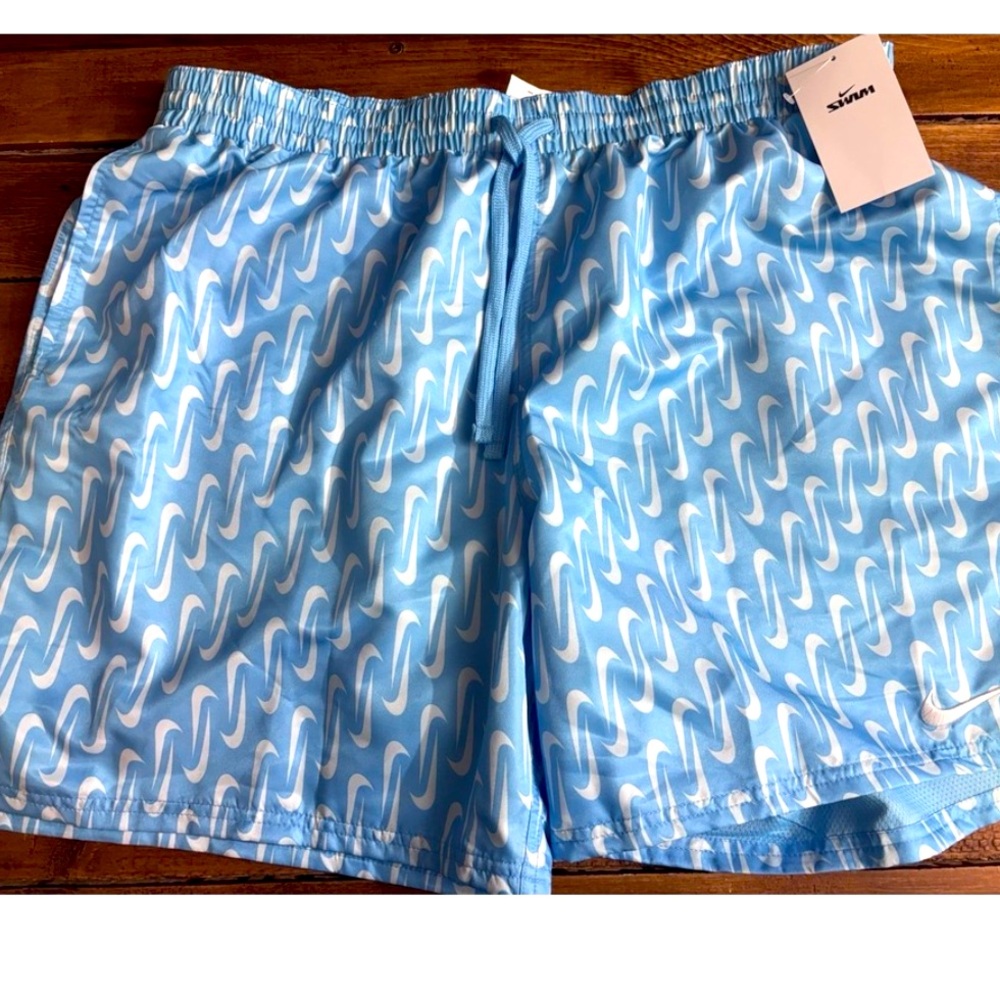 Nike Swim Shorts Men XXL Blue
Swoosh Drawstring Lined
Trunks